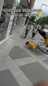 LOS CUBANOS SIEMPRE TRABAJANDO DURO 🙏 @vinilo_flow_europa | ViniloFlow