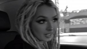 Up on my YouTube now ❤️ I visited Norwalk and went to some of my fav places . Comment if u agree with my Unpopular opinion 😂 Which burger place do you think is the best ??💯😋 watch the full video here -> https://youtu.be/OF_PbfOwQbo | Zhavia