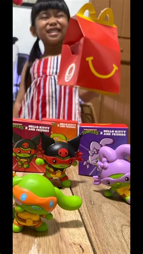 Cute meets Astig in the most unexpected crossover! Get the Sanrio × TMNT Happy Meal Toys only at McDonald's! 🥷🏿🎁🎀✨ #HappyMeal #HappyMealTMNTxSanrio #McDonalds #HappyMealMcDonalds | Rea Acebu - Bondoc