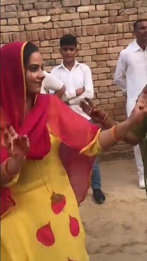 Raste Raste chalti bnna sa - RAJSTHANIDJ SONG DANCE 2025- बजा बजी song 2025 -MARWARI DJ SHORT VIDEO