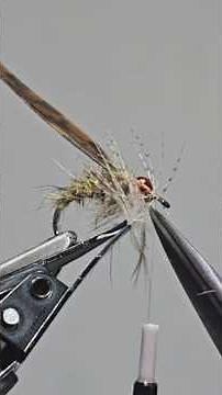 The Best Way to Tie the Holy Grail of Flies - Fly Tying Tutorial #flytying #flytyingjunkie #shorts