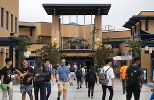 University of California-Irvine - Học bổng và Ranking - Du Học Thành Công