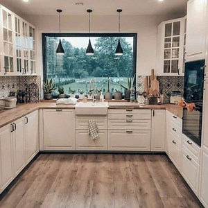 [Hot Item] American Style Kitchen Furniture Luxury Modern Solid Wood Spray Paint Design Kitchen Cabinets Set Fabricado En China