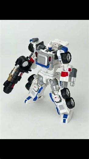Fans Hobby MB-15F THE WHITE NAVAL COMMANDER white Transformers Armada Optimus Prime