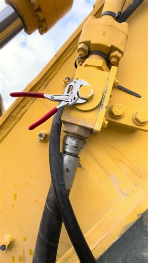 Knipex 125 pliers wrench. I don’t leave home without it anymore. EDC must have.