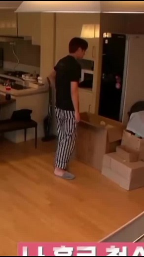 Sunday Cleaning Fun with Mingyu the Housewife