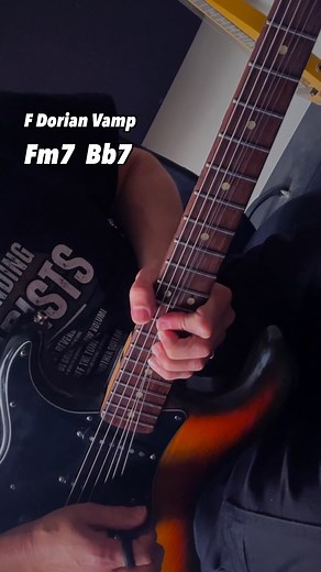 Clean tone DORIAN fun 🎸 Jam track TAB for the full guitar solo in the comment section. Happy jamming! #guitar #guitarsolo #guitartone #guitarplayer #bluesguitarlessons #guitarlessons #bluesguitarlicks #guitarlicks | Quist