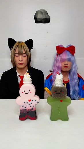 SION/紫音 on Instagram: "Sion princess Cute Tapioca Juice Challenge 😍😂"