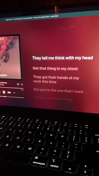 The Chainsmokers: Nostalgic Music Vibes