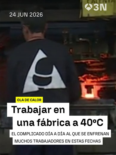 🥵🔥 ¿Cómo se trabaja junto a hornos de forja cuando el termómetro marca 40°C? 👉🏼 En una fábrica de herramientas han tenido que adaptar turnos, crear salas de refrigeración y reforzar las pausas para proteger a sus empleados del calor extremo. 📱 Informa Ane Alberdi para antena3noticias.com #Antena3Noticias #Noticias #News #NoticiasTikTok