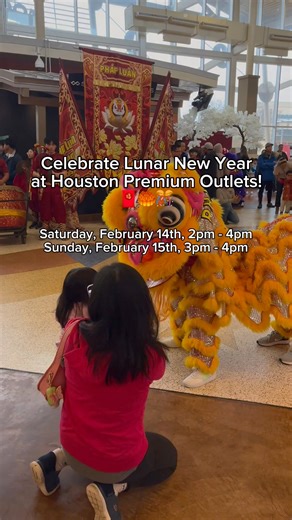 Join us for an afternoon of fun including traditional lion dancing, photo ops, entertainment & more! Learn more here https://bit.ly/46dZmXt #houstonpremiumoutlets #lunarnewyear #htxthingstodo #cypresstx | Houston Premium Outlets