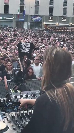 Italy Went CRAZY 🇮🇹🔥 Charlotte de Witte LIVE