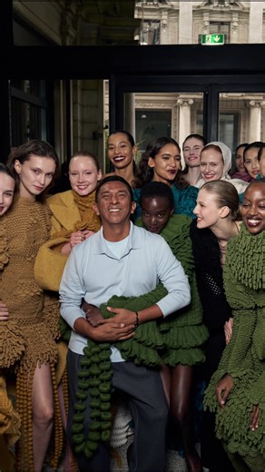 Video di Jorge Luis Salinas (@jorgeluissalinasdesigner) con Sin Sentimientos Austin Millz Remix - Austin Millz