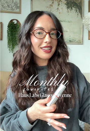 Top Monthly Favorites for Women in Their 30s