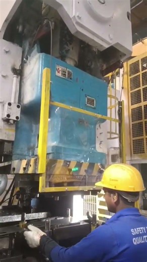 How car spare part are build