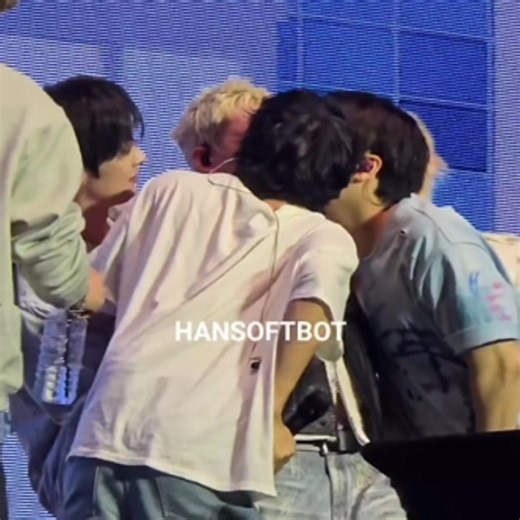 Changbin Dominates Bang Chan in Stray Kids Interaction