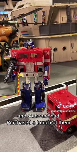 Optimus Prime Vintage Toy Review