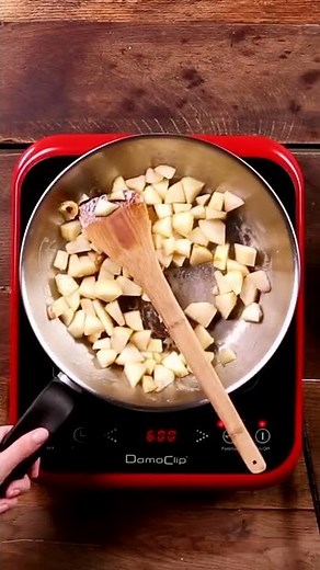 La recette des feuilletés au Bleu, poires et noix