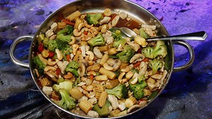 Recipe for Health: Wok, don't run, to healthy eating