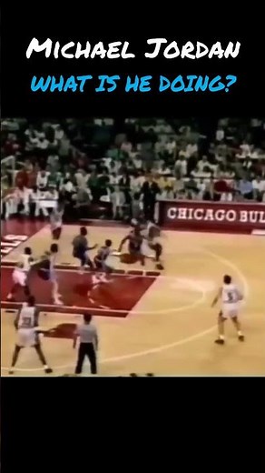 Michael Jordan’s INSANE Spin & Scoop Shot vs. Knicks | 1991 Playoffs Game 3 #goat #nba