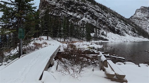 Experience the breathtaking beauty of Lake Louise in winter — where snow-covered peaks, frozen turquoise water, and peaceful alpine trails create a scene straight out of a dream. This serene 4K video captures the magic of hiking around Lake Louise in Banff National Park, surrounded by fresh snow and crisp mountain air. 📍 Location: Lake Louise, Banff National Park, Alberta, Canada 🎥 Format: Raw 4K nature walk, no music or commentary #LakeLouise #BanffNationalPark #WinterHike #LakeLouiseHike #Ba