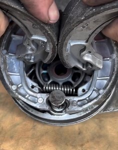 11K views · 200 reactions | Simple techniques for installing brake pads #reelsvideo #reelsviral #foryouシ #short #fblifestyle | Mechanical Tips | Facebook