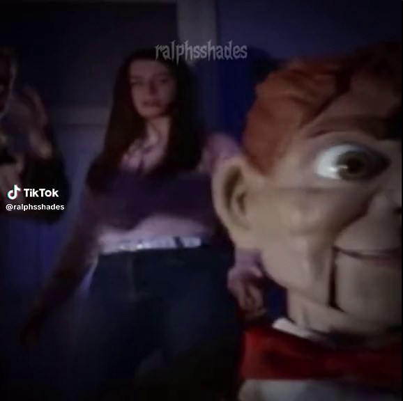 Yall I used to be obsessed with Slappy (Especially his Goosebumps TV series adaptation) I admit it ☠️ #slappy #slappythedummy #goosebumps #goosebumpstvshow #goosebumpsseries #ralphsshades #robsuperioritysociety #fyp