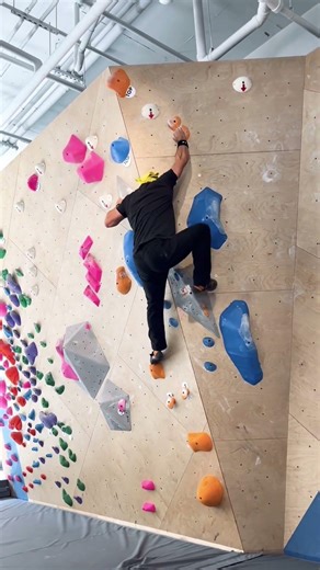Mango v5 climb (1st 4 me) on 09/21/25 @rockspotclimbing #rock #climbing #bouldering #clips #fypシ