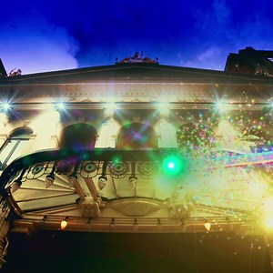 Escape to Oz this Summer with this spectacular new production of the beloved classic. Now playing at the London Palladium! | Wizard of Oz - The Musical