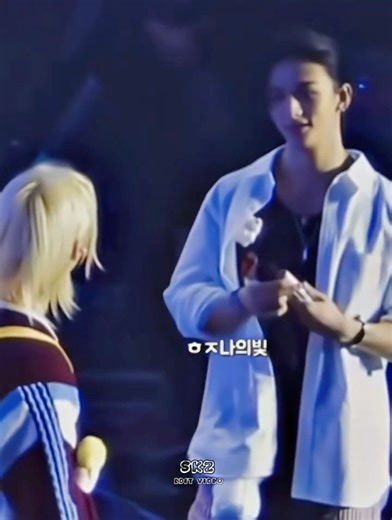 Aigo wanna eat ‘em 😭🤏🏻 #hyunlix #hyunjin #felix #hyunlixedit #hyunjinfelix