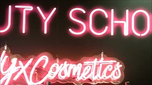 Get ready for the best beauty brands & artists at The Makeup Show NYC! What is it? 🤔💄 The largest pro makeup event in the United States where you can mingle with artists, learn new techniques, and shop the hottest brands. Where and when? 👍🙋 At the Metropolitan Pavilion. MAY 6 – 7, 2018 Sunday, May 6, 9:00 AM – 6:00 PM Monday, May 7, 9:00 AM – 5:00 PM | The Makeup Show