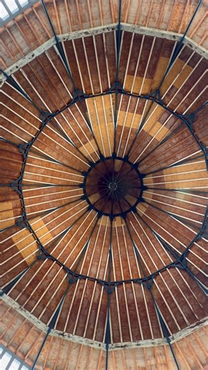 Exploring Martinsburg, WV ✨ From charming old buildings to the sweetest local shops, our trip to Martinsburg, WV, was so much fun. We visited West Virginia Glass, DeFluri’s Fine Chocolates, Queen Street Gallery, the Martinsburg Roundhouse and made a quick stop for lunch outside of town at The Cider Press. Thanks to everyone at each of our stops for being so kind and inviting! We’ll definitely be back. 💛 #wv #WestVirginia #EasternPanhandleWV #travel #martinsburgwv | West Virginia Executive Magaz