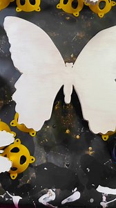 These are soooo beautiful 😍 almost done 💜💜💜 #butterflies #butterflydecor #resindecor #resinart #resinartist | Jazmine Hall