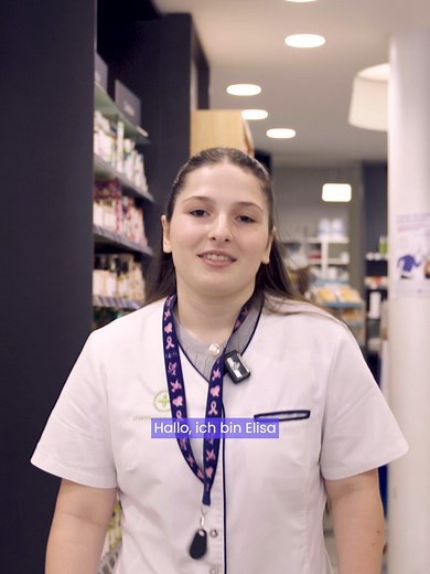 🎥 L’apprentissage, c’est bien plus qu’un début de carrière : c’est une vraie aventure personnelle et professionnelle. Dans cette vidéo, Elisa partage comment son parcours en apprentissage l’a aidée à se dépasser, à mieux comprendre les besoins des autres et à trouver sa place dans un métier qui a du sens. Apprendre sur le terrain, être entouré d’un·e formateur·trice, évoluer pas à pas… c’est ce qui lui a permis de grandir à son rythme et de découvrir ce qui lui plaît vraiment. 👉 Toi aussi, tu