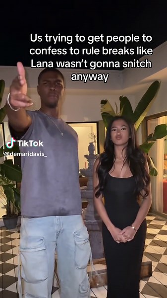 “Keep this between us” with 12 cameras pointed directly at you 😂🙄 @kylisha #foryou #toohottohandle #toohottohandleseason6