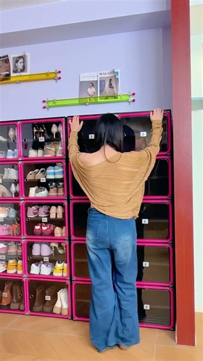 Are open shoe racks failing in NYC apartments?#nycapartment #shoestorage #smallspaceliving