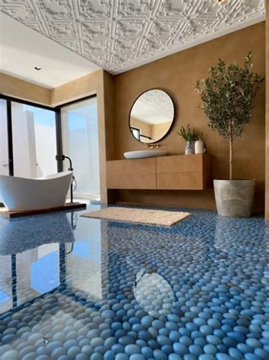 there is a amazing 👏 method to transfer the old space to modern space with use of the resine epoxy. #flooring #interiordesign #homerenovation #BeforeAndAfter #MadeInMorocco