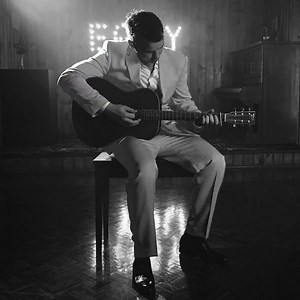 The video for my new single “Easy For You” will be revealed in just four days, but can you guess which colour my suit will be in the clip? | Joe Moore