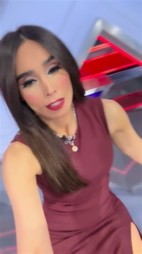 ¡Ponle a @aztecauno y disfruta las historias más #AlExtremo junto a @alexitagarza! Estamos completamente en vivo. 🤩🔥🙌🏻💃🏻🕺🏻 | Al Extremo