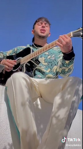 Todo sobre Deko 12x3 y su música