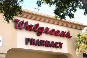 Walgreens to close 1,200 US stores