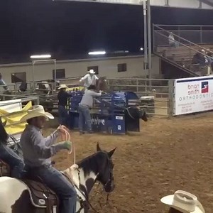 @set_back_jack #mancrushedmonday #rodeo #rodeowrecks #rodeowrecksnation #teamroping #roping #ropingfail #rank | Rodeo Wrecks
