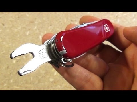 Victorinox Evolution S557 Swiss Army Knife (A Deluxe Deluxe Tinker)
