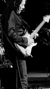 This clip is from the Dragon Tales Italian Tour and the song is entitled "What's in The Prhyg", from my next record! 🐲🐉 | Robben Ford Music