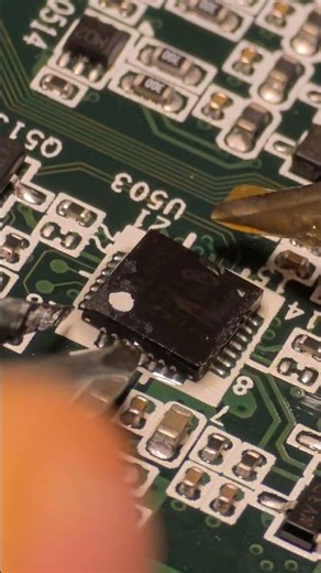 28-Pin SMD Chip Reflow 🔥🧲 | Surface Tension Precision!