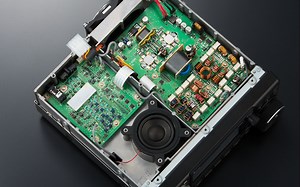 ICOM 7300 拓展板的安装与拆解教程