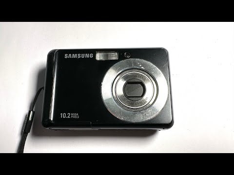 Samsung ES15 Digital Camera