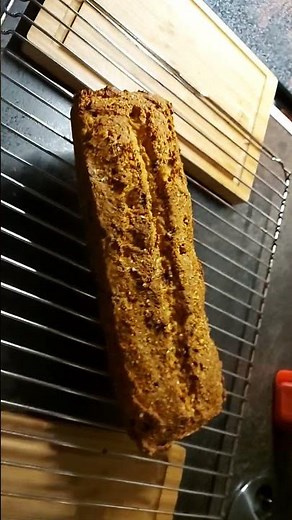 Diät-Brot 😋 Low-Carb 😍 Rezept gerne in Kommentaren abfragen #diatv #lowcarb #rezept #shorts #backen