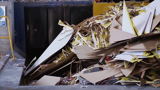 ‘Box to Box in 14 Days’ is the heart of DS Smith – so we’ve filmed how our divisions work together to close the loop. Follow the journey of a cardboard box as it’s made, used, and recycled into new boxes. https://goo.gl/Q84HZm | DS Smith