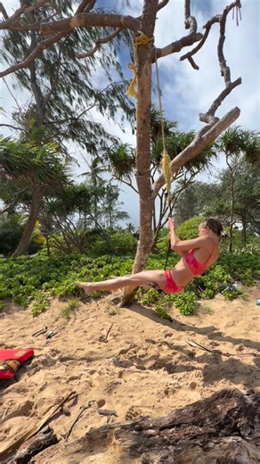 Jessica Toolson on Instagram: "The seasons keep changing and so do all of us. Some seasons are for resting, learning and surviving. Other seasons are for realizing you are ready to move and accomplish. You've rediscovered your purpose, feel passion for whole new areas and creativity returns for the areas you couldn't give energy to for a season. Feeling gratitude for a family that is always ready to embrace and learn from all that comes."